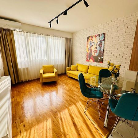 Central Apartment Skopje Bagian luar foto